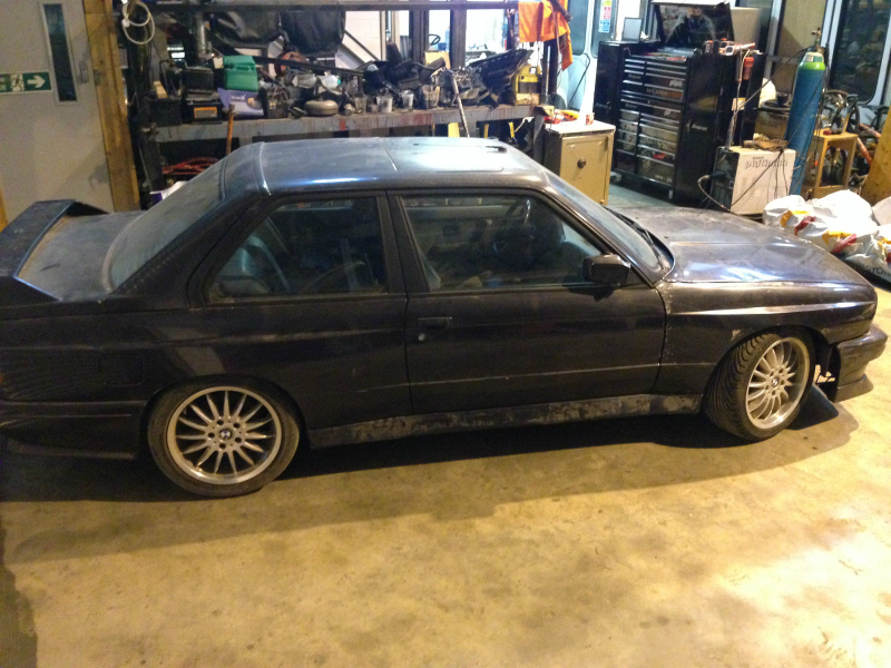 Illustration for article titled Here's The Insanely Rare BMW E30 M3 Barn Find Of Your Dreams